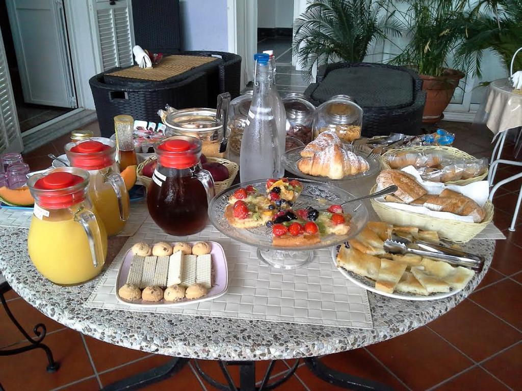 B&B Elisir Albenga Bagian luar foto
